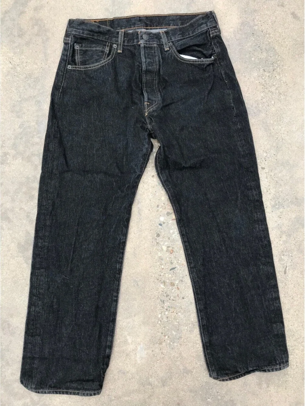 Levis 501 Jeans Mens 34x30 Black Denim Pants Button Fly Bold Dark Wash no Fading